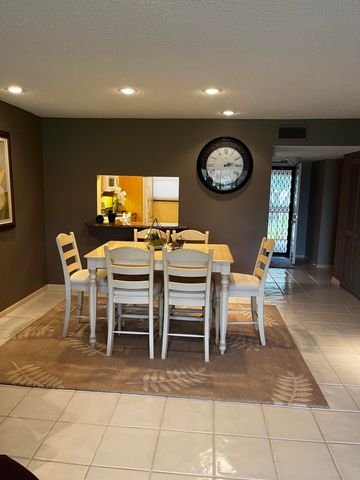 12870 Briarlake Drive 205, Palm Beach Gardens, FL 33418