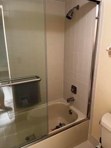 12870 Briarlake Drive 205, Palm Beach Gardens, FL 33418