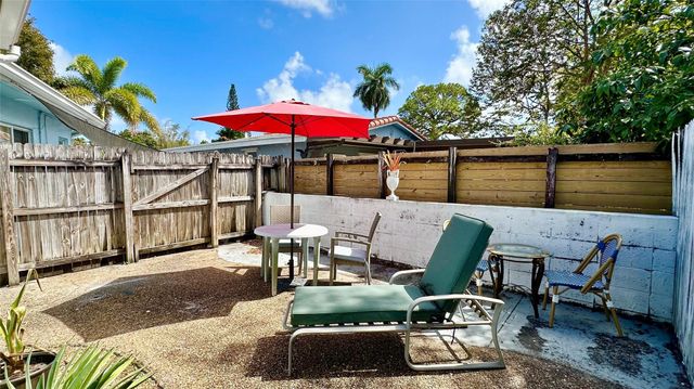 1145 NE 17th Terrace 2, Fort Lauderdale, FL 33304