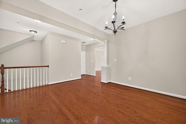 22354 CONCORD STATION TER, Ashburn, VA 20148