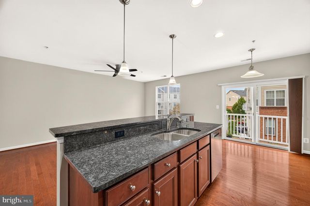 22354 CONCORD STATION TER, Ashburn, VA 20148