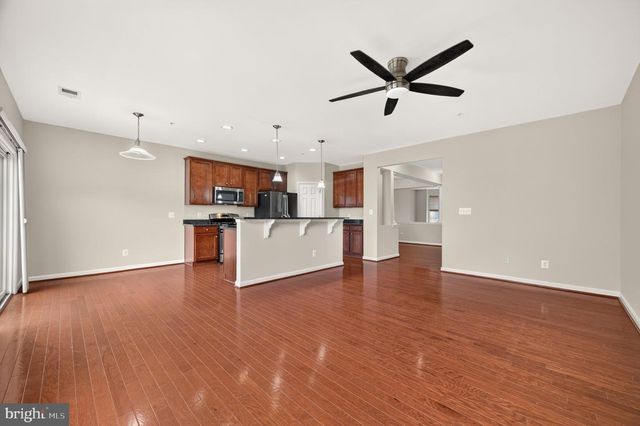 22354 CONCORD STATION TER, Ashburn, VA 20148