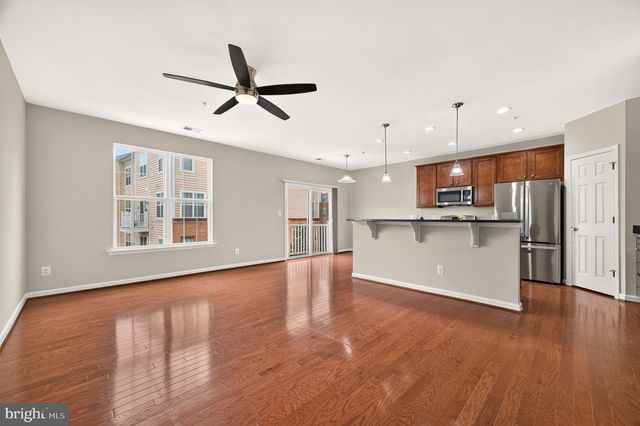 22354 CONCORD STATION TER, Ashburn, VA 20148