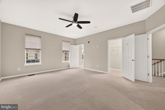 22354 CONCORD STATION TER, Ashburn, VA 20148