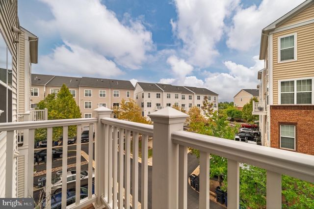 22354 CONCORD STATION TER, Ashburn, VA 20148