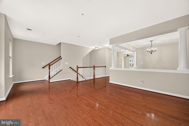 22354 CONCORD STATION TER, Ashburn, VA 20148