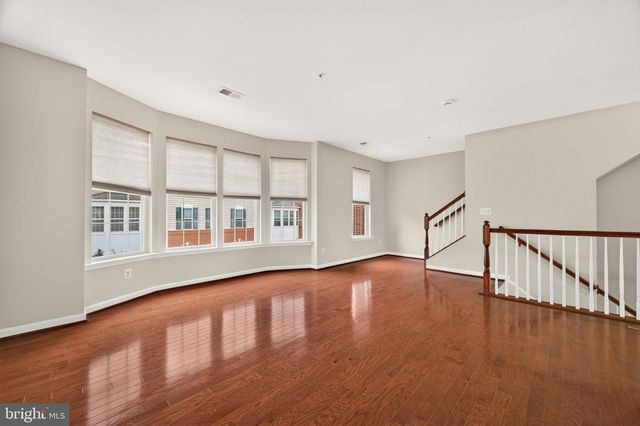 22354 CONCORD STATION TER, Ashburn, VA 20148
