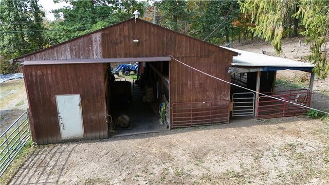 1496 Methodist Rd, Salem Twp, PA 16125