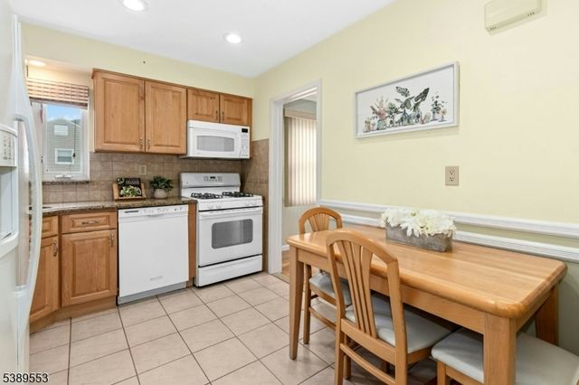 17 GARSIDE PLACE, Clark Twp., NJ 07066