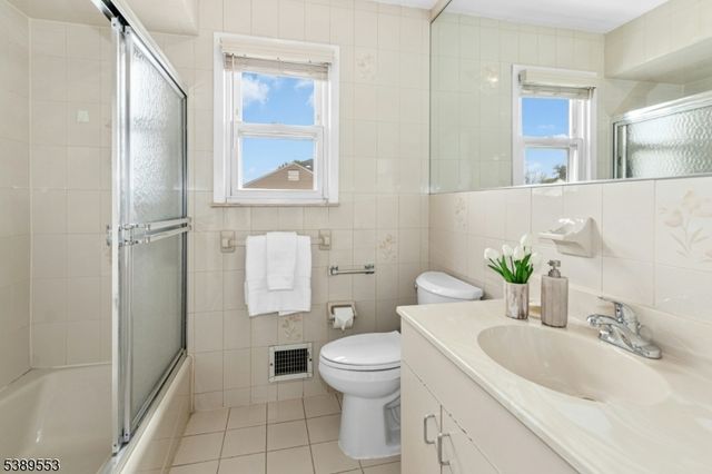 17 GARSIDE PLACE, Clark Twp., NJ 07066
