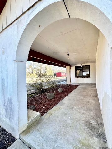 14126 Roddy Rd, Gonzales, LA 70737