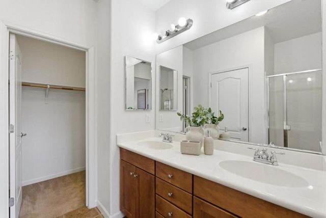 231 Peppermint Tree Terrace 3, Sunnyvale, CA 94086