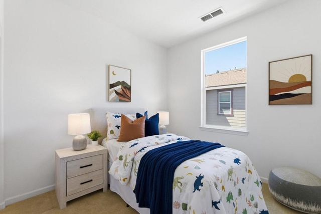 231 Peppermint Tree Terrace 3, Sunnyvale, CA 94086