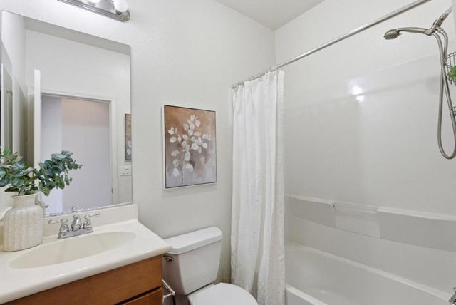 231 Peppermint Tree Terrace 3, Sunnyvale, CA 94086