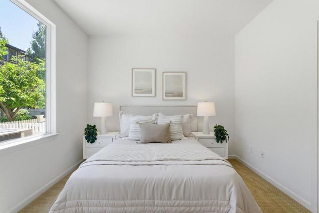 231 Peppermint Tree Terrace 3, Sunnyvale, CA 94086