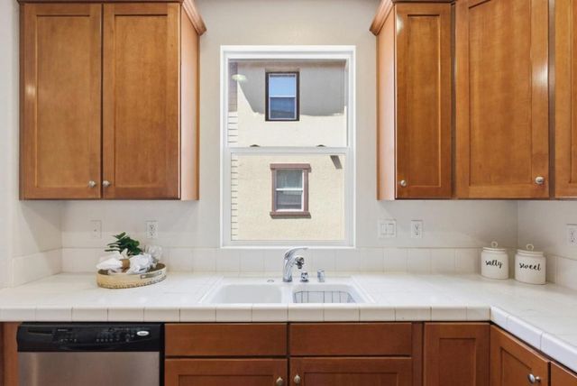 231 Peppermint Tree Terrace 3, Sunnyvale, CA 94086