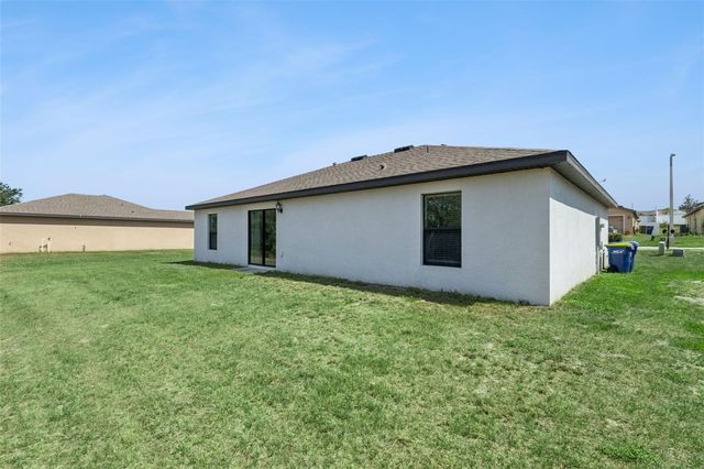 1613 ORNE STREET, Mascotte, FL 34753