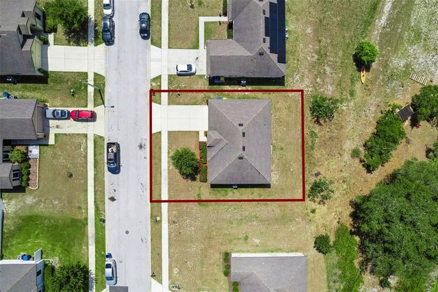 1613 ORNE STREET, Mascotte, FL 34753