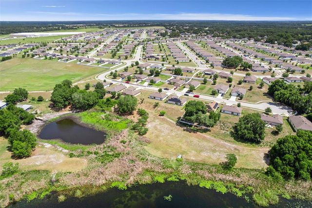 1613 ORNE STREET, Mascotte, FL 34753