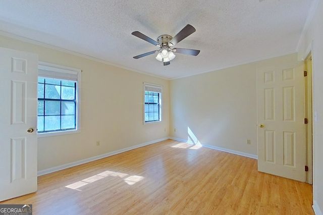 565 S OAKS Courts, Waycross, GA 31503