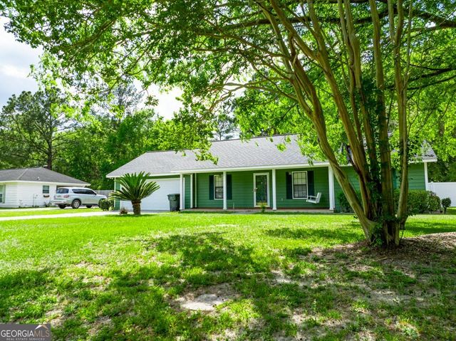 565 S OAKS Courts, Waycross, GA 31503