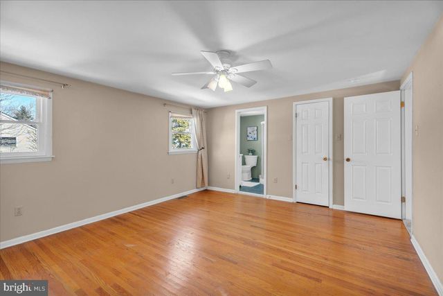 517 PERRY DR, Mount Laurel, NJ 08054