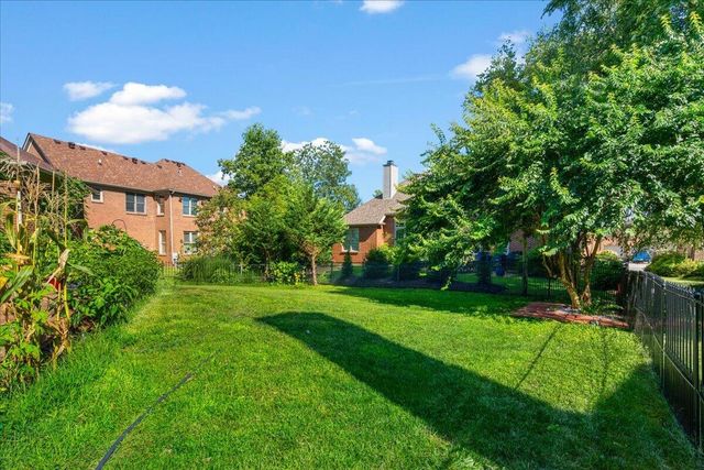 3216 Darlington Circle, Lexington, KY 40509