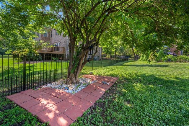 3216 Darlington Circle, Lexington, KY 40509
