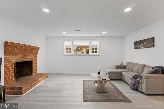 11511 PISCATAWAY RD, Clinton, MD 20735