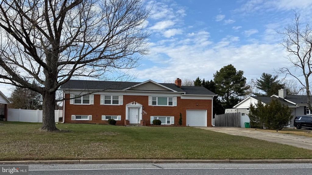 11511 PISCATAWAY RD, Clinton, MD 20735