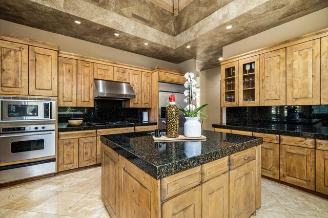 52820 Latrobe Lane, La Quinta, CA 92253