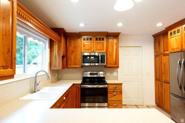 5939 S NOBLE OAKS CIR, Murray, UT 84123
