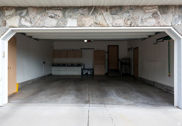 5939 S NOBLE OAKS CIR, Murray, UT 84123