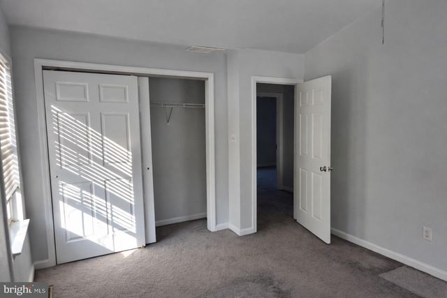 423 W JACKSON AVE, Magnolia, NJ 08049