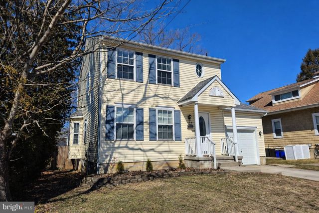 423 W JACKSON AVE, Magnolia, NJ 08049