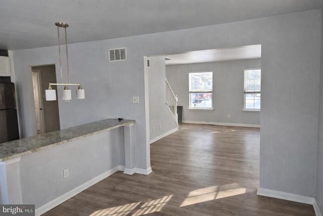 423 W JACKSON AVE, Magnolia, NJ 08049