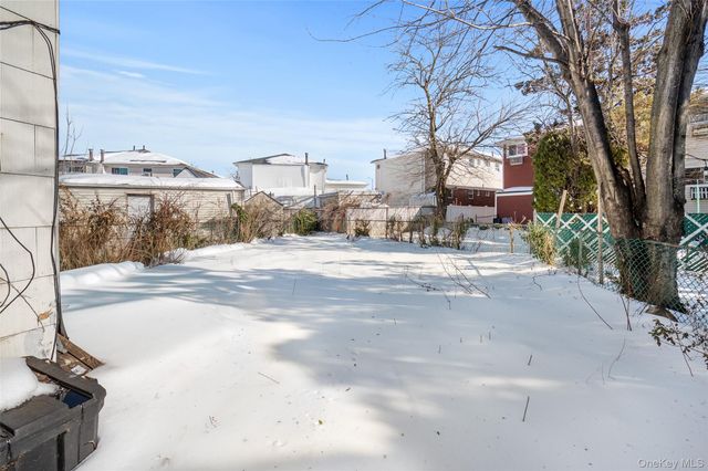 14989 253rd Street, Rosedale, NY 11422