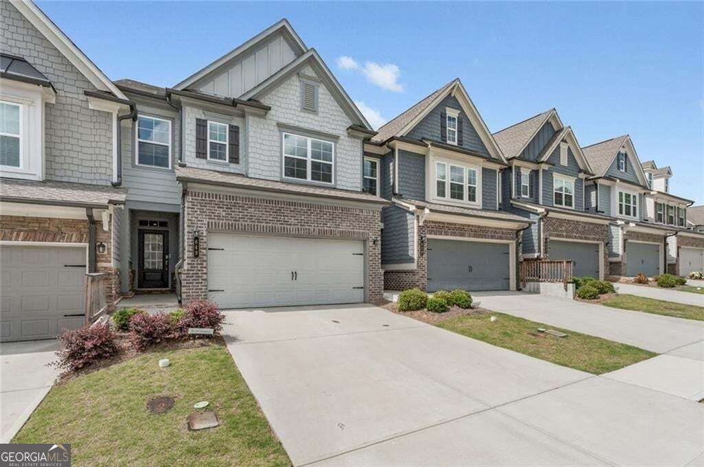 649 Isom Walk, Suwanee, GA 30024 — photo 3