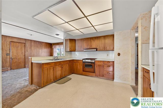 2765 Northampton Street, Palmer Twp, PA 18045