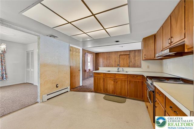 2765 Northampton Street, Palmer Twp, PA 18045