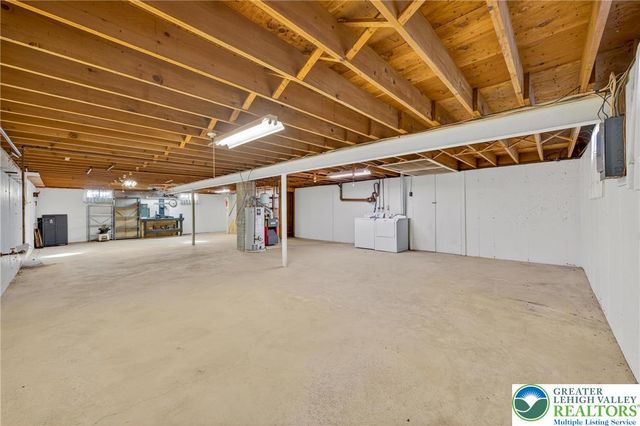 2765 Northampton Street, Palmer Twp, PA 18045