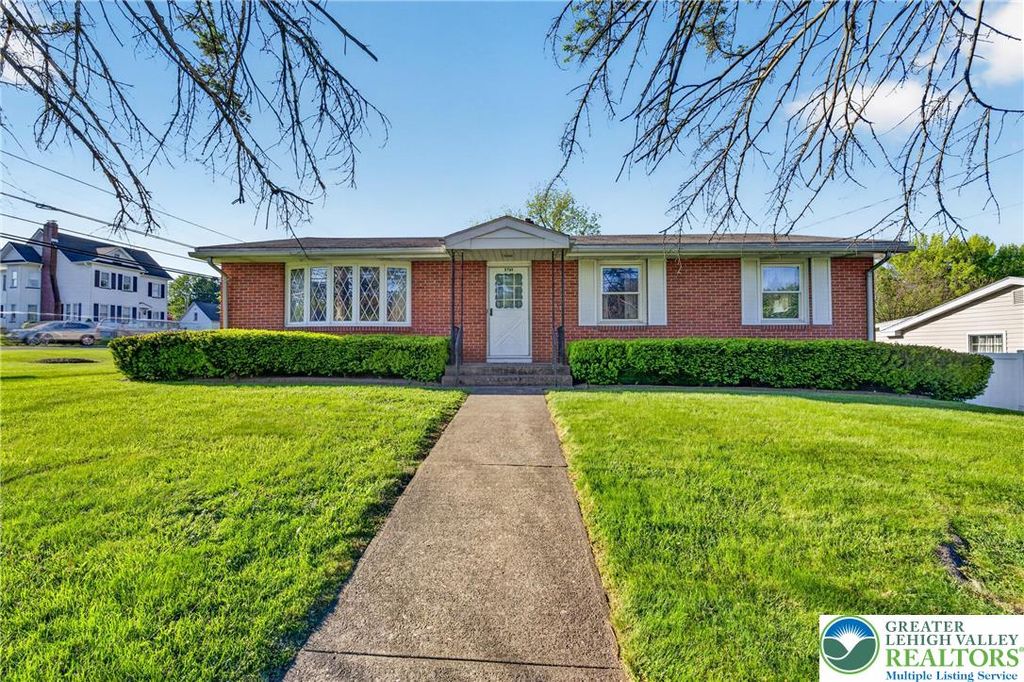 2765 Northampton Street, Palmer Twp, PA 18045
