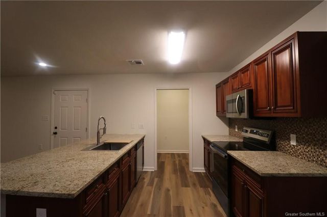 830 N Grace Street, Lake Charles, LA 70615