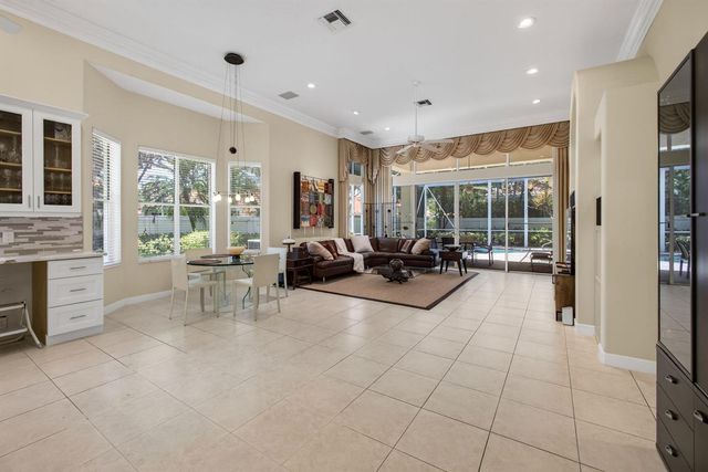 1048 DIAMOND HEAD Way, Palm Beach Gardens, FL 33418
