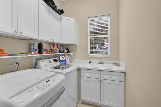 1048 DIAMOND HEAD Way, Palm Beach Gardens, FL 33418