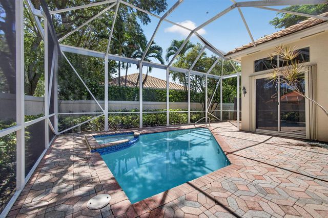 1048 DIAMOND HEAD Way, Palm Beach Gardens, FL 33418