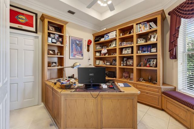 1048 DIAMOND HEAD Way, Palm Beach Gardens, FL 33418