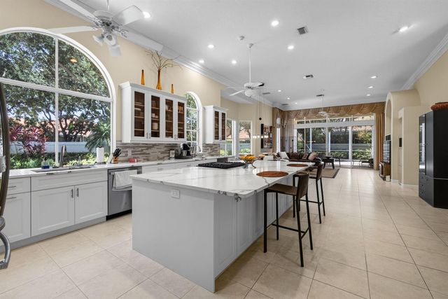 1048 DIAMOND HEAD Way, Palm Beach Gardens, FL 33418