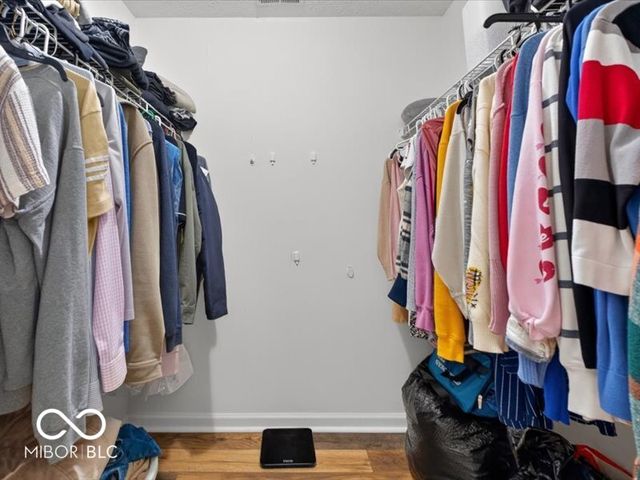 8625 Baypointe Drive, Avon, IN 46123