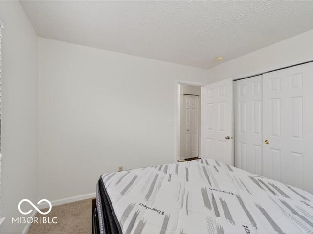 8625 Baypointe Drive, Avon, IN 46123